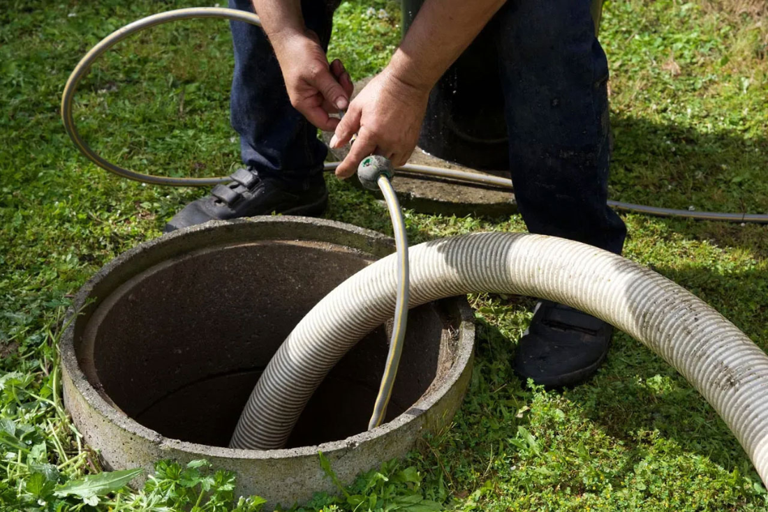 person_planting_flowers-min